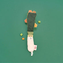 Load image into Gallery viewer, Green Onion Nosework Toy