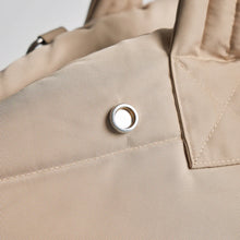 Load image into Gallery viewer, Pet Car Carrier Lola