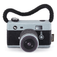 Load image into Gallery viewer, Globetrotter Suitcase Camera