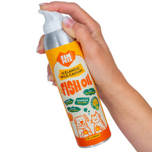Load image into Gallery viewer, Omega-3 Fish Oil Spray Wild Alaskan Pollock &amp; Salmon Oil for Dogs and Cats 5oz
